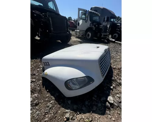 FREIGHTLINER M2 106 Hood