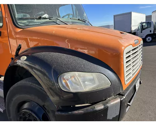 FREIGHTLINER M2 106 Hood