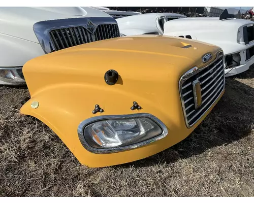 FREIGHTLINER M2-106 Hood