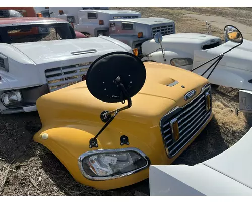 FREIGHTLINER M2-106 Hood