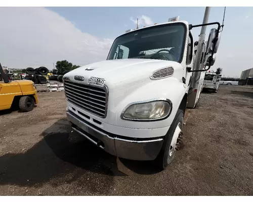 FREIGHTLINER M2 106 Hood