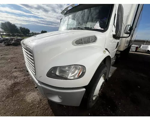 FREIGHTLINER M2 106 Hood