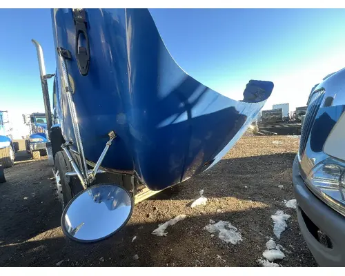 FREIGHTLINER M2 106 Hood