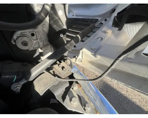 FREIGHTLINER M2 106 Hood