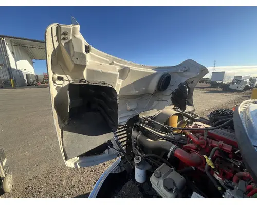 FREIGHTLINER M2 106 Hood