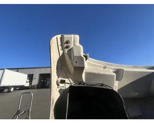 FREIGHTLINER M2 106 Hood