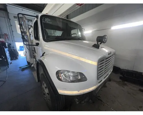 FREIGHTLINER M2 106 Hood