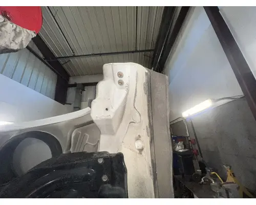 FREIGHTLINER M2 106 Hood