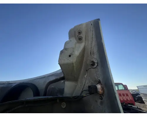 FREIGHTLINER M2 106 Hood