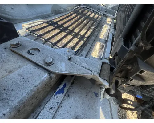 FREIGHTLINER M2 106 Hood