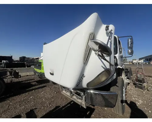 FREIGHTLINER M2 106 Hood