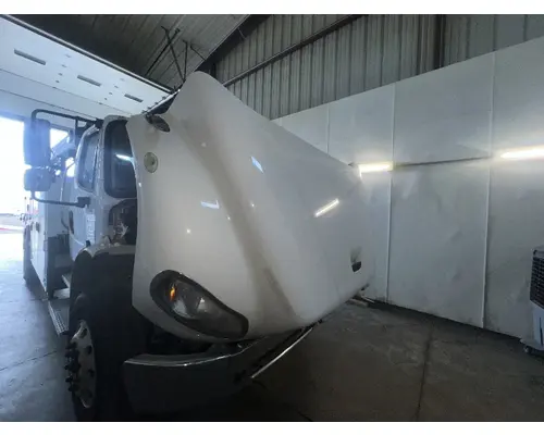 FREIGHTLINER M2 106 Hood