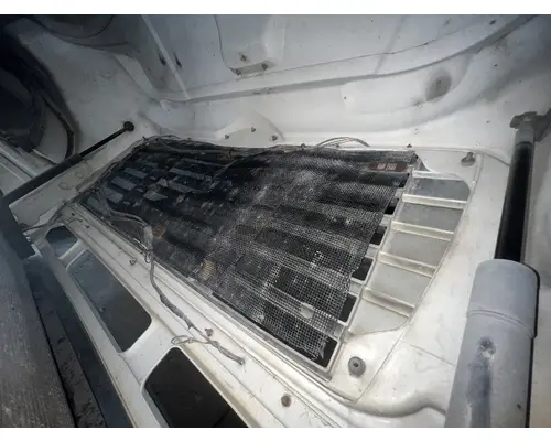 FREIGHTLINER M2 106 Hood