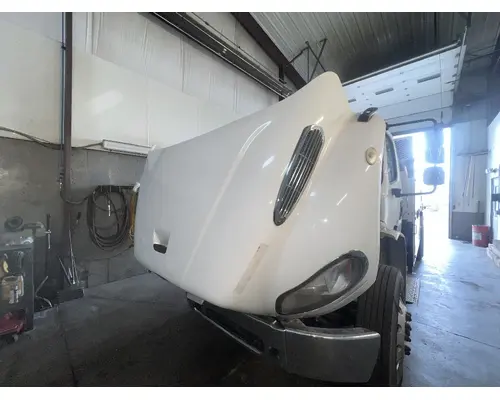 FREIGHTLINER M2 106 Hood