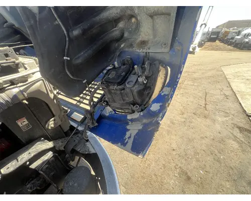 FREIGHTLINER M2 106 Hood