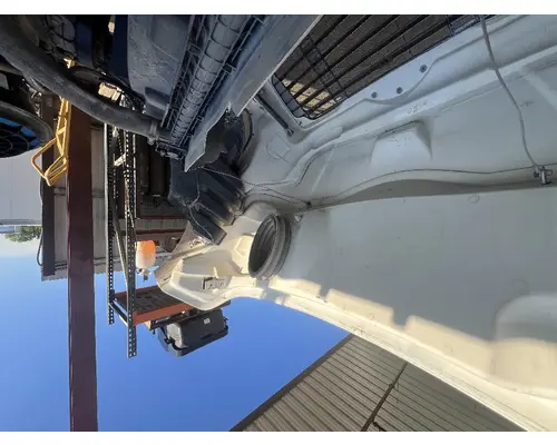 FREIGHTLINER M2 106 Hood