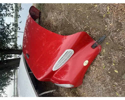 FREIGHTLINER M2 106 Hood