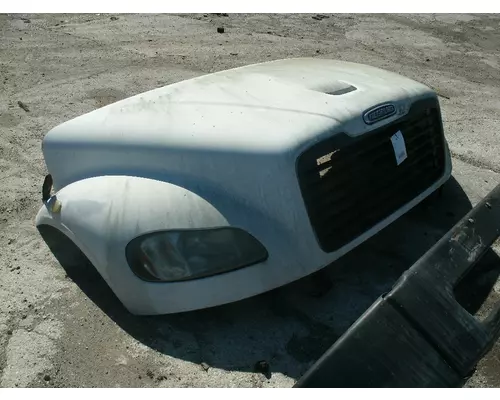 FREIGHTLINER M2-106 Hood