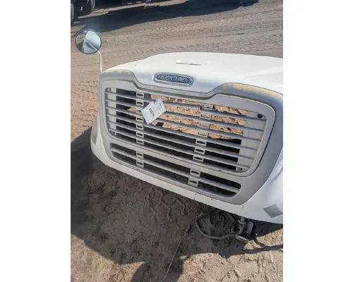 FREIGHTLINER M2-106 Hood