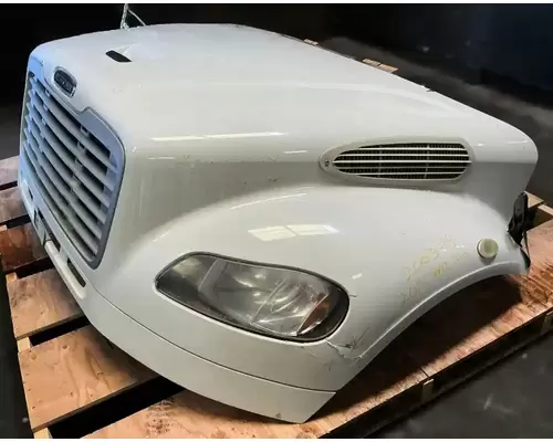 FREIGHTLINER M2 106 Hood