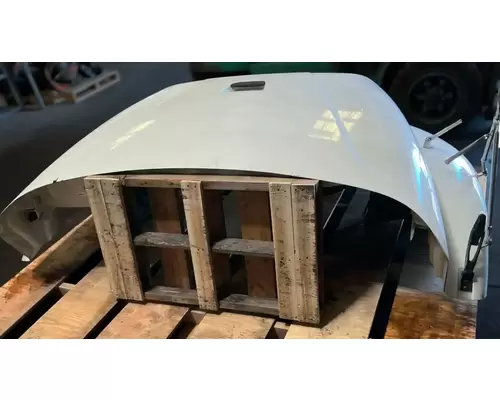 FREIGHTLINER M2 106 Hood