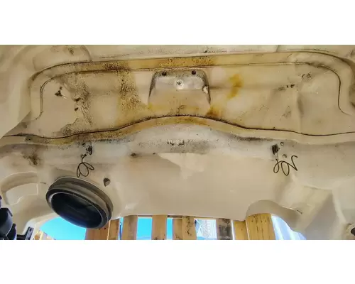 FREIGHTLINER M2 106 Hood