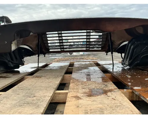 FREIGHTLINER M2 106 Hood
