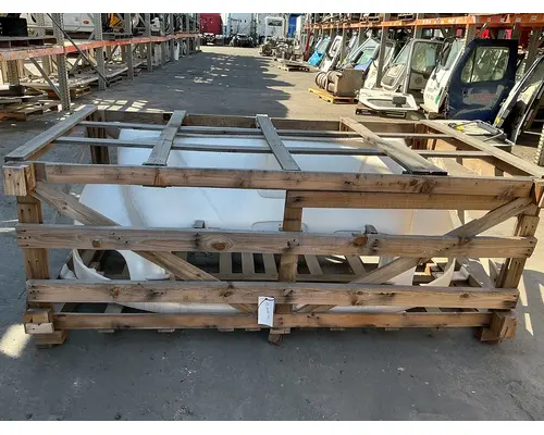 FREIGHTLINER M2 106 Hood