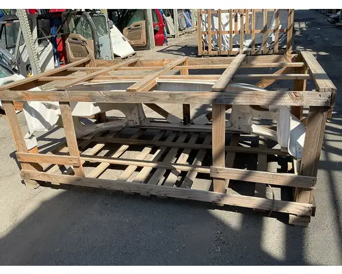 FREIGHTLINER M2 106 Hood