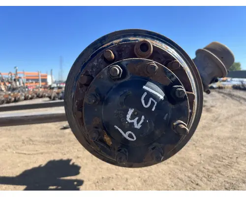 FREIGHTLINER M2 106 Hub