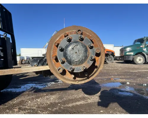 FREIGHTLINER M2 106 Hub