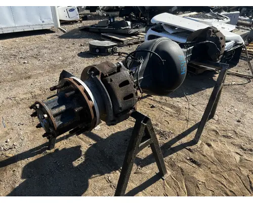 FREIGHTLINER M2 106 Hub