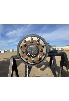 FREIGHTLINER M2 106 Hub