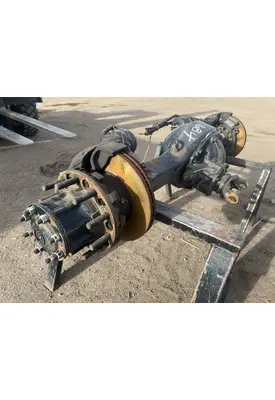 FREIGHTLINER M2 106 Hub