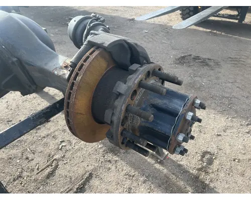 FREIGHTLINER M2 106 Hub