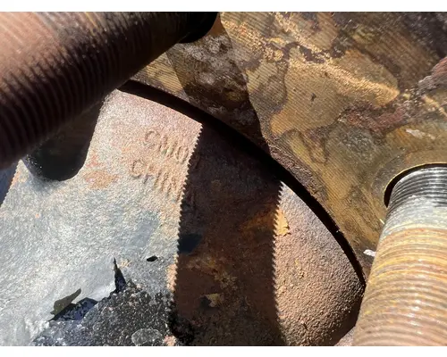 FREIGHTLINER M2 106 Hub