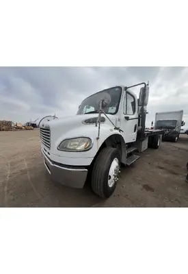 FREIGHTLINER M2 106 Hub