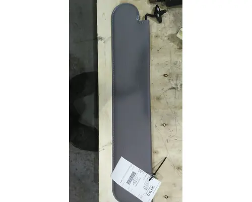 FREIGHTLINER M2 106 INTERIOR SUN VISOR