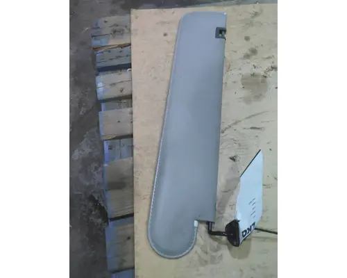 FREIGHTLINER M2 106 INTERIOR SUN VISOR
