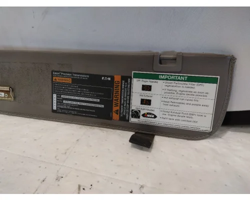 FREIGHTLINER M2 106 INTERIOR SUN VISOR