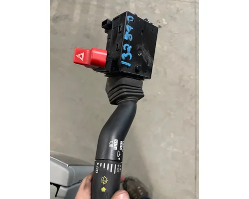 FREIGHTLINER M2-106 Ignition Switch
