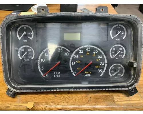 FREIGHTLINER M2 106 Instrument Cluster