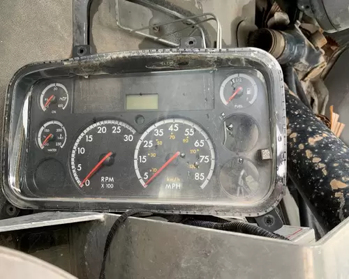 FREIGHTLINER M2 106 Instrument Cluster