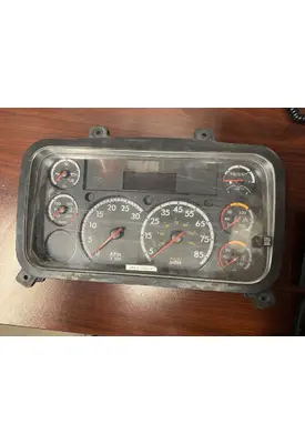 FREIGHTLINER M2 106 Instrument Cluster