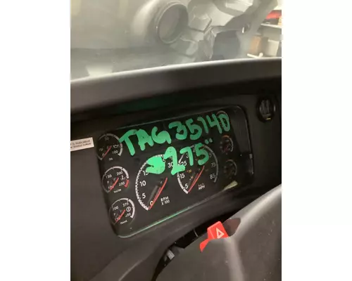 FREIGHTLINER M2 106 Instrument Cluster