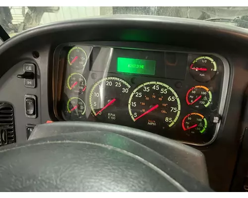 FREIGHTLINER M2-106 Instrument Cluster