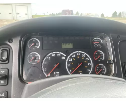 FREIGHTLINER M2-106 Instrument Cluster