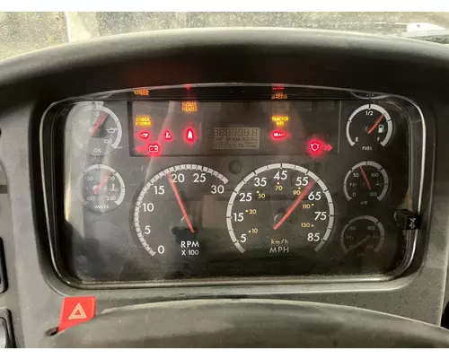 FREIGHTLINER M2-106 Instrument Cluster