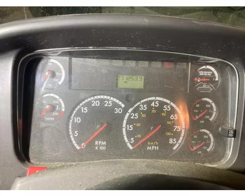 FREIGHTLINER M2-106 Instrument Cluster