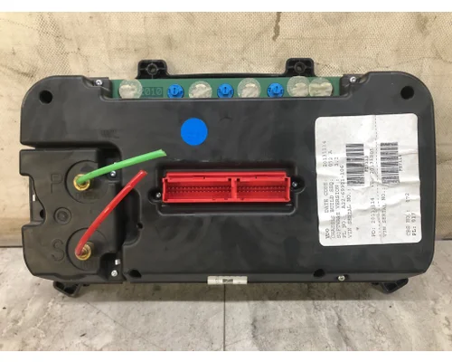 FREIGHTLINER M2-106 Instrument Cluster